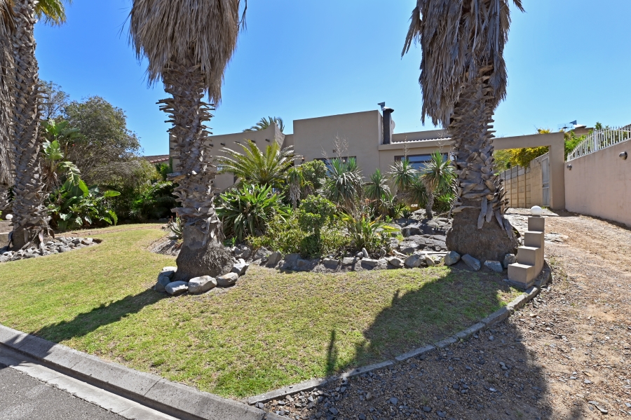6 Bedroom Property for Sale in Welgelegen Western Cape